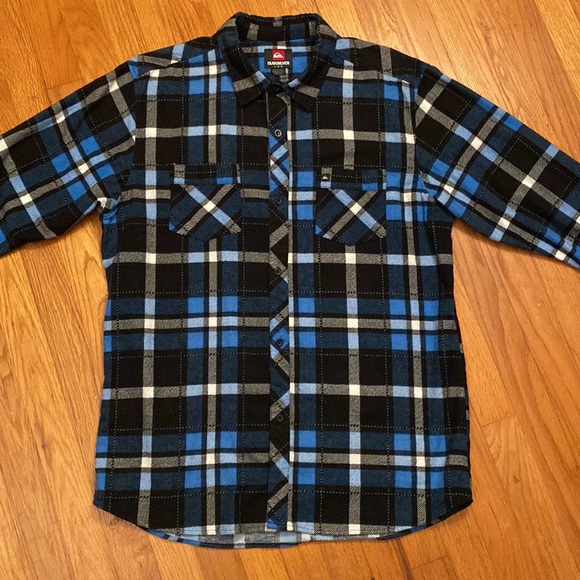 NEVER WORN! Quiksilver Flannel LS - Picture 2 of 16